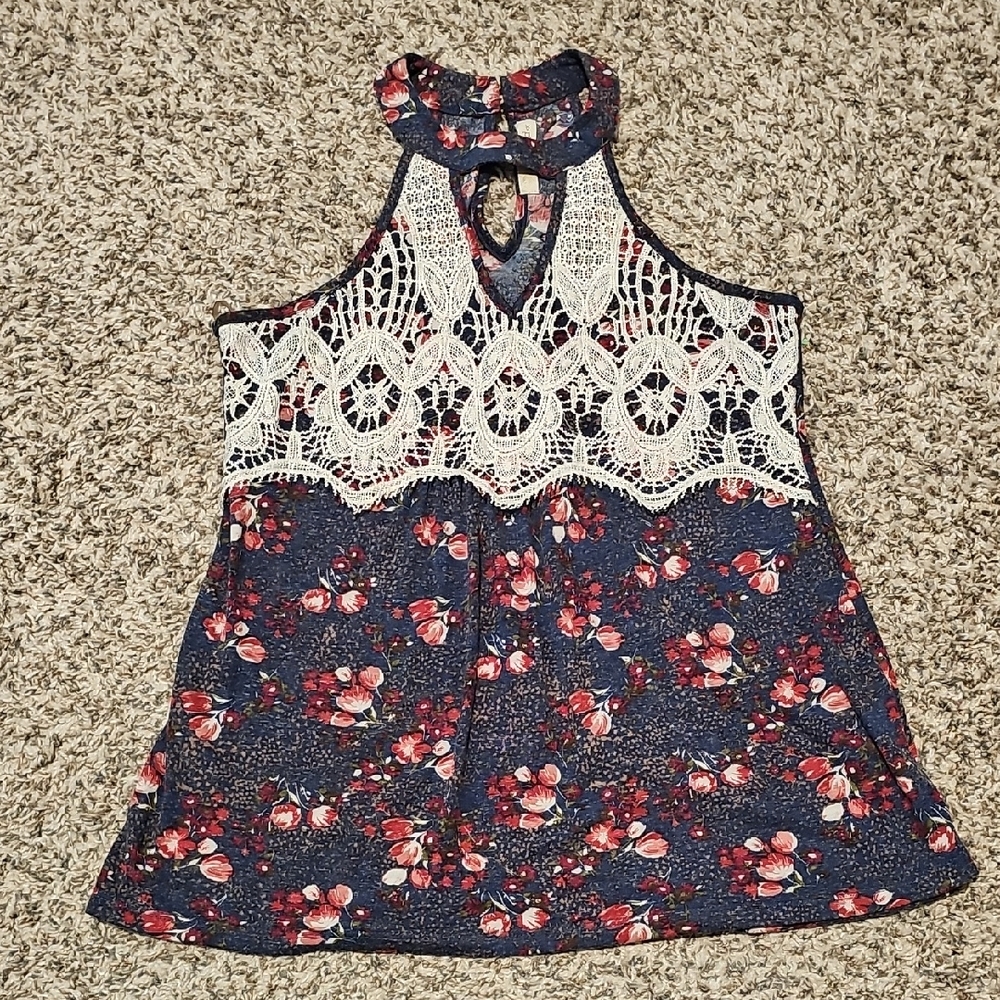 Rewind Brand Womens Size XS Halter Floral Top With Lace Accent
